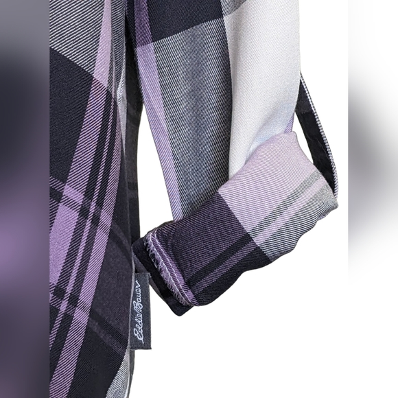 Eddie Bauer | Woman's Plaid Button Up Shirt Size M - Picture 4 of 9